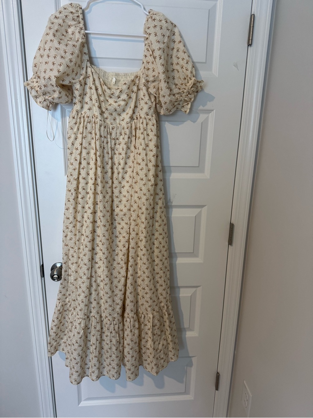 Square-Neck Smocked Maxi Dress in Cream with Floral Print - Picture 2 of 5